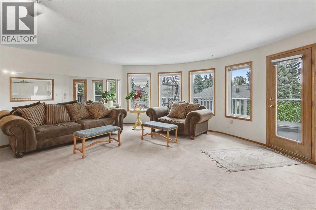 28 Edenstone Way Nw Property Photo 32