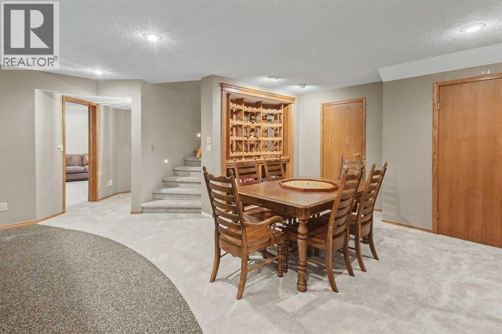28 Edenstone Way Nw Property Photo 36