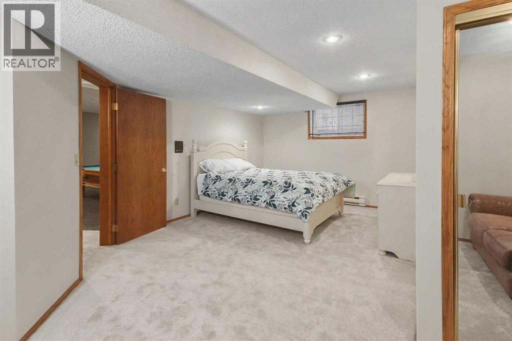 28 Edenstone Way Nw Property Photo 41