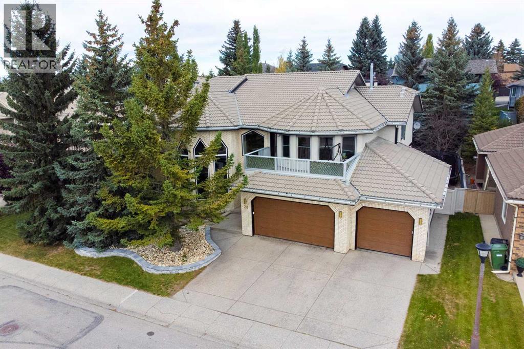 28 Edenstone Way Nw Property Photo 47