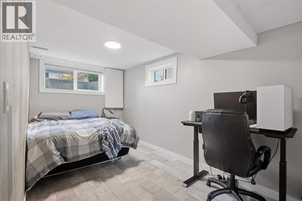 4412 45 Avenue Property Photo 21