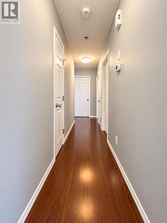9527 93 Street Property Photo 15