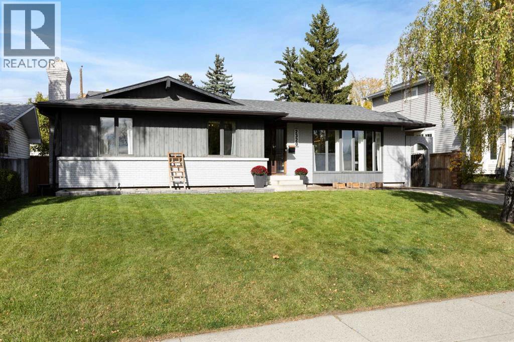 2320 58 Avenue Sw Property Photo 8