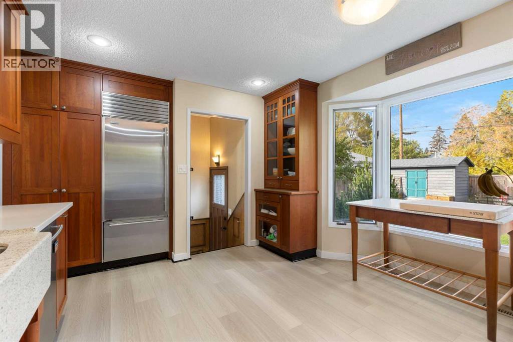 2320 58 Avenue Sw Property Photo 19