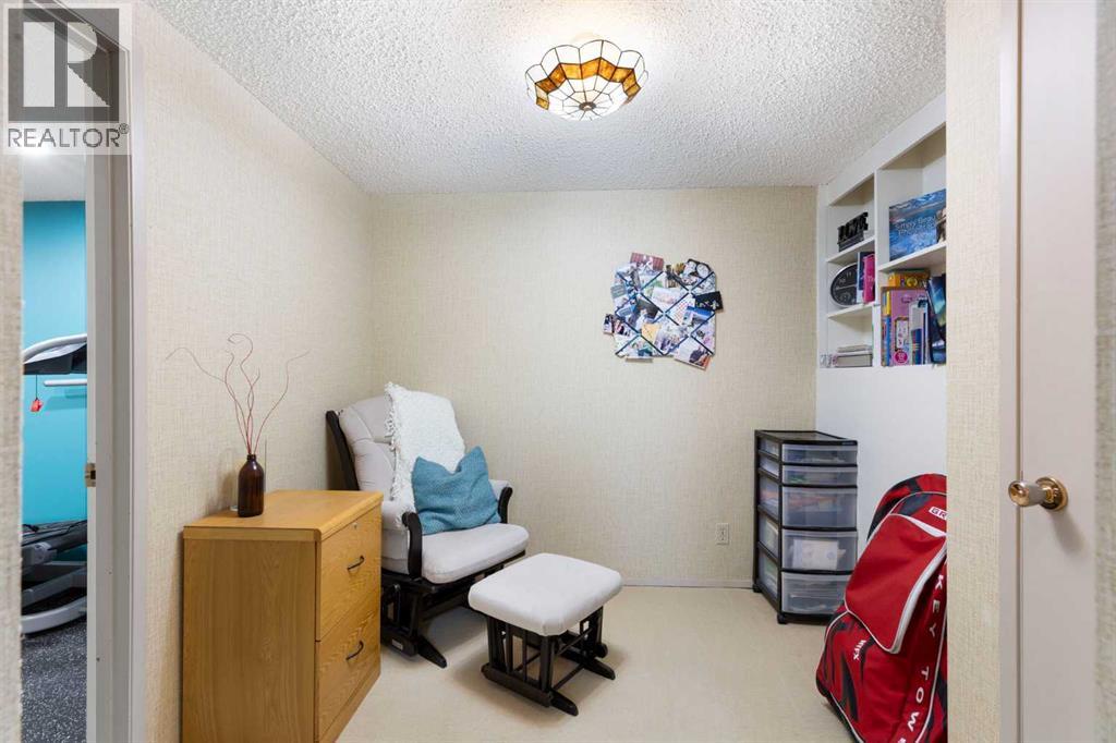 2320 58 Avenue Sw Property Photo 36