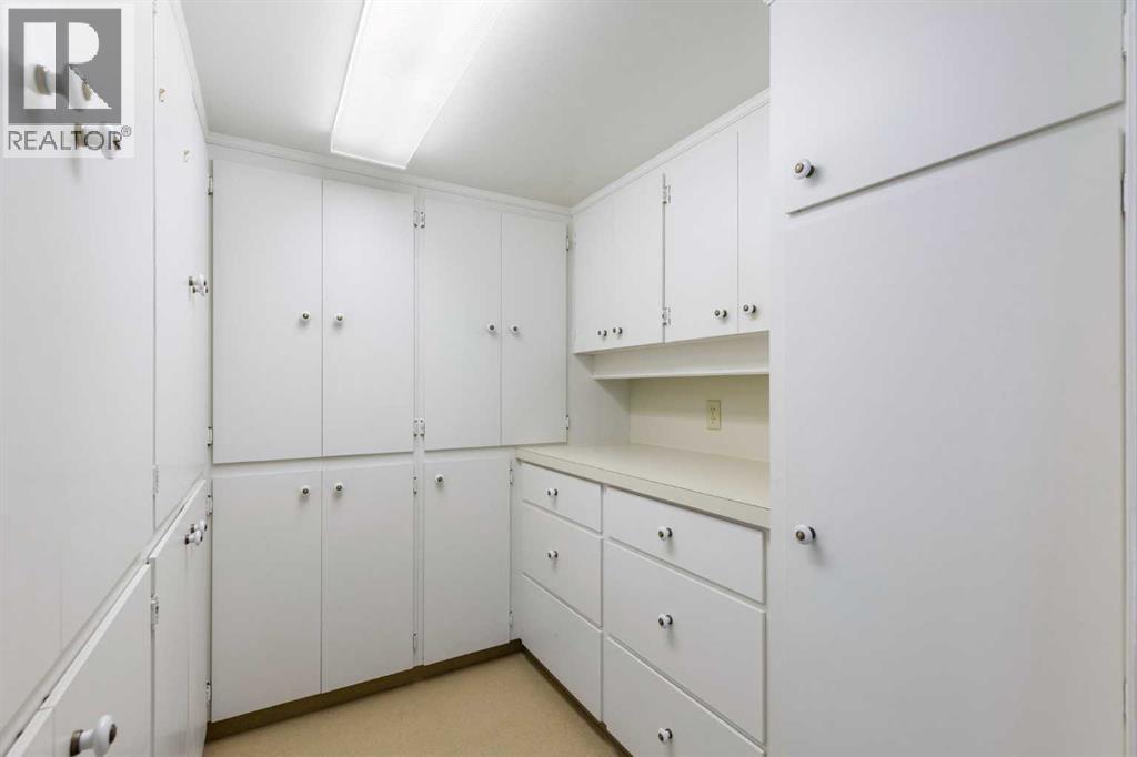 2320 58 Avenue Sw Property Photo 42