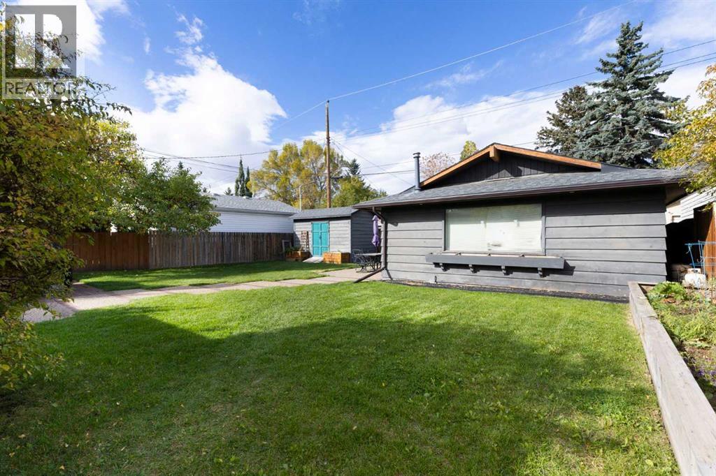 2320 58 Avenue Sw Property Photo 45