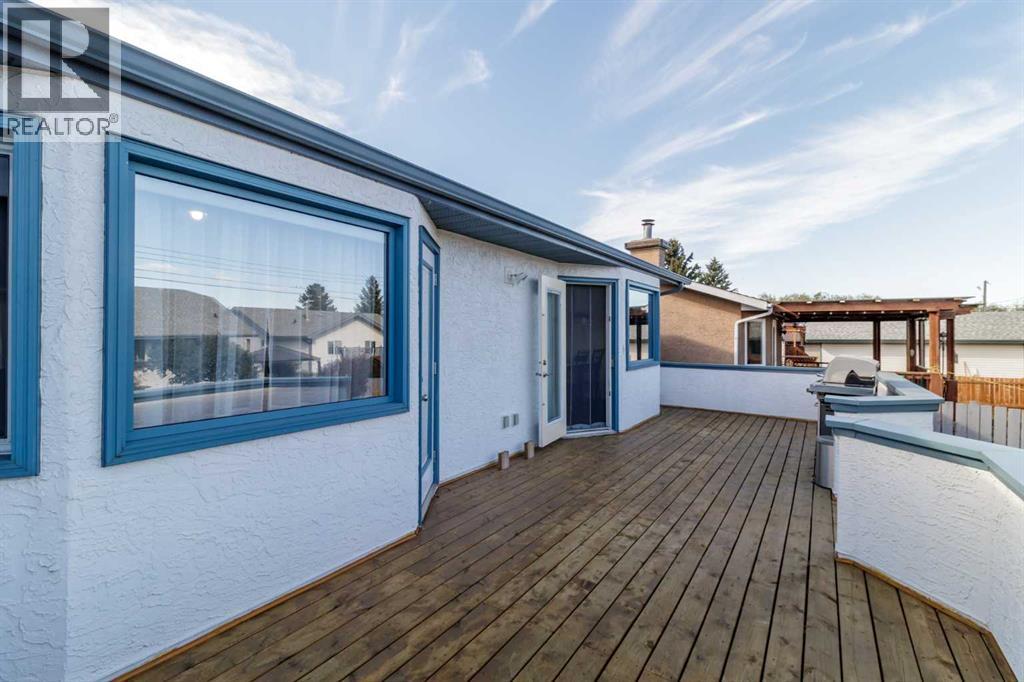 4638 52 Avenue S Property Photo 26