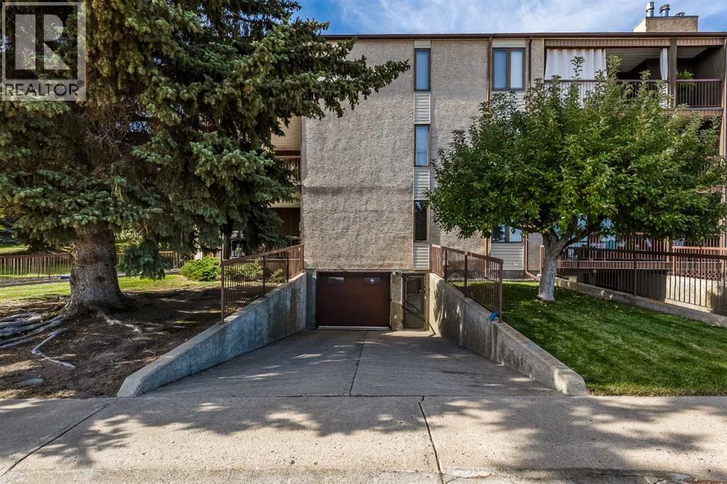 1165 16 Street Property Photo 5