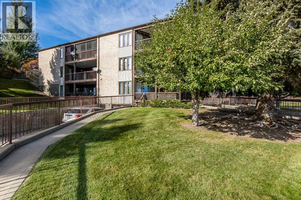 1165 16 Street Property Photo 6