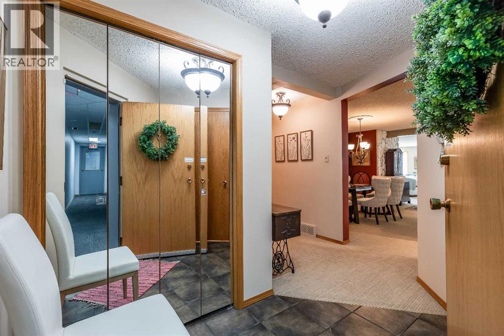 1165 16 Street Property Photo 7