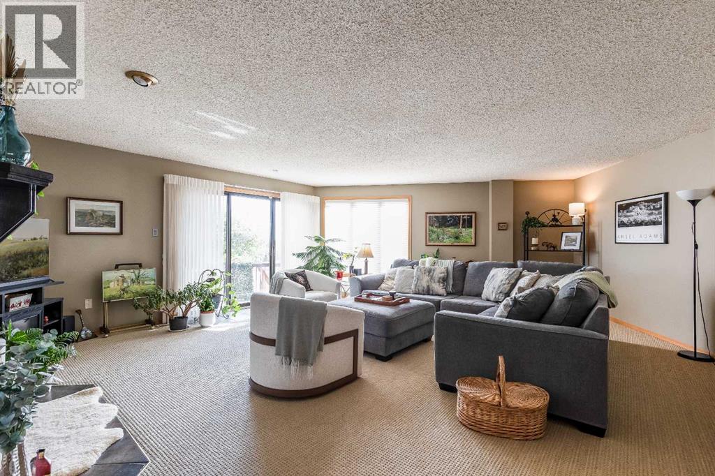 1165 16 Street Property Photo 20