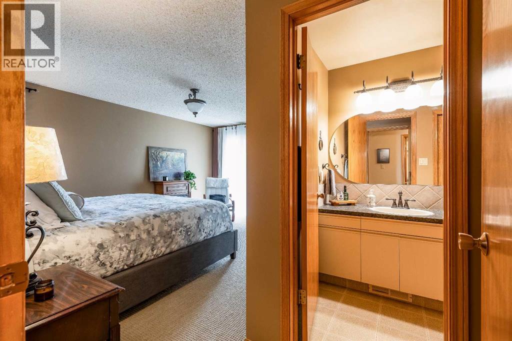 1165 16 Street Property Photo 32