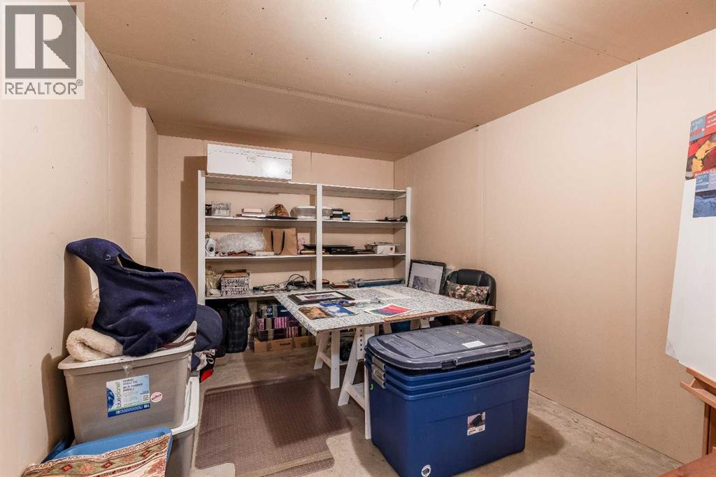 1165 16 Street Property Photo 44