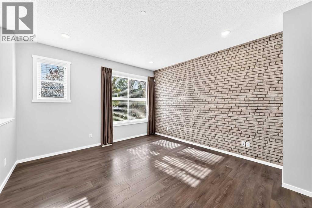 154 Livingston Avenue Ne Property Photo 11