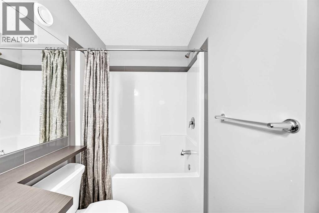154 Livingston Avenue Ne Property Photo 23