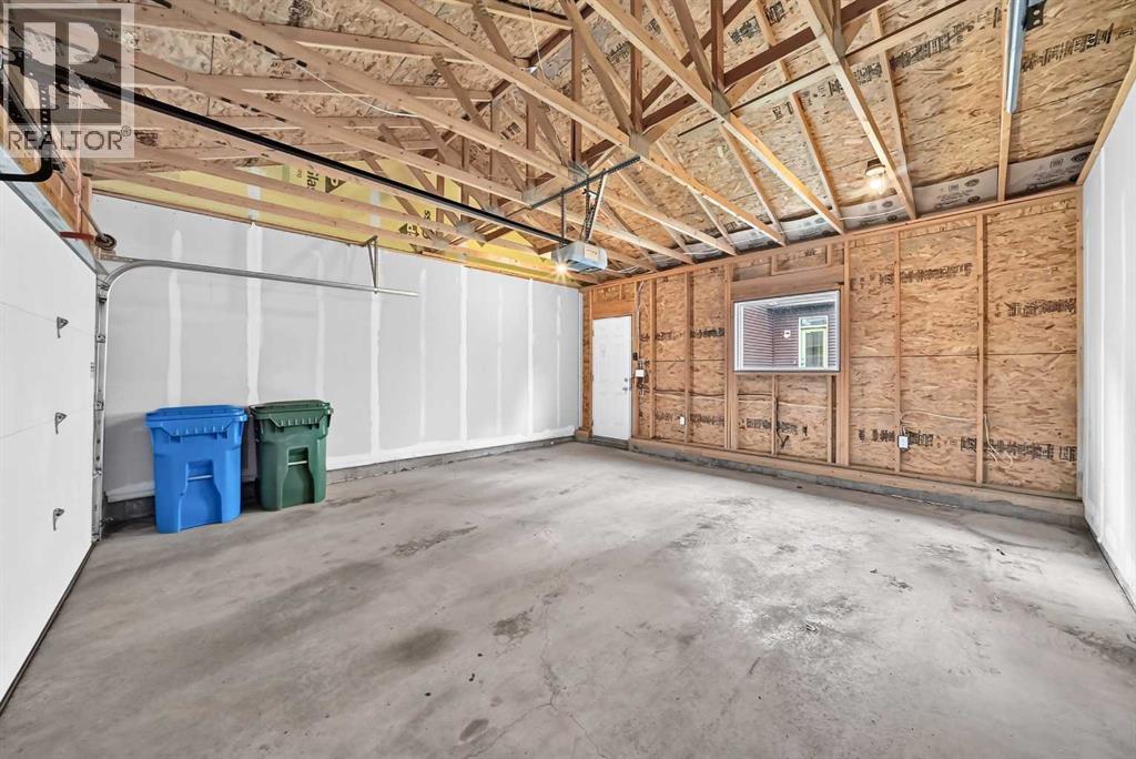 154 Livingston Avenue Ne Property Photo 32