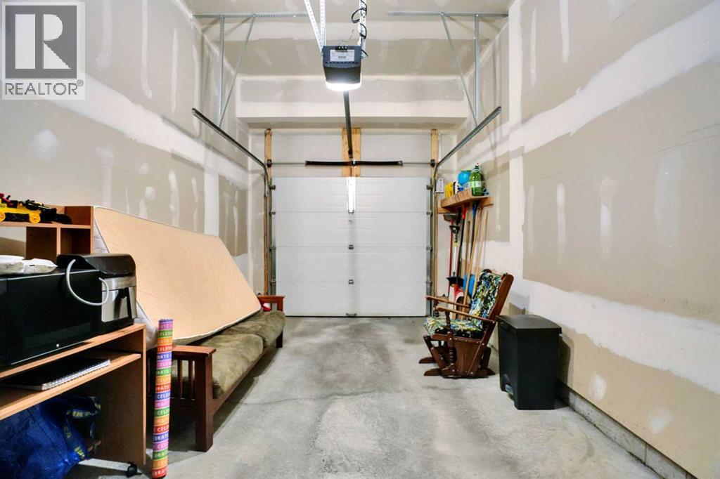 235 Clydesdale Avenue Property Photo 38