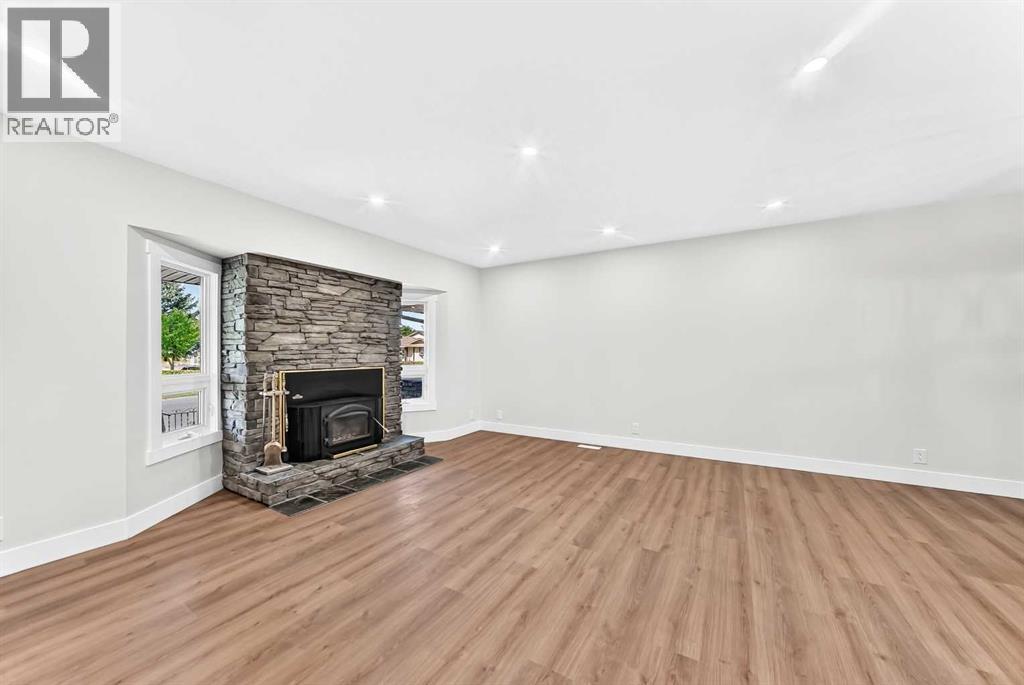 3320 60 Street Ne Property Photo 11