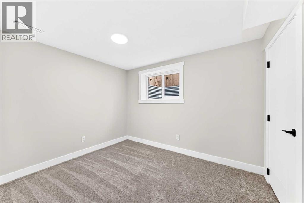 3320 60 Street Ne Property Photo 28