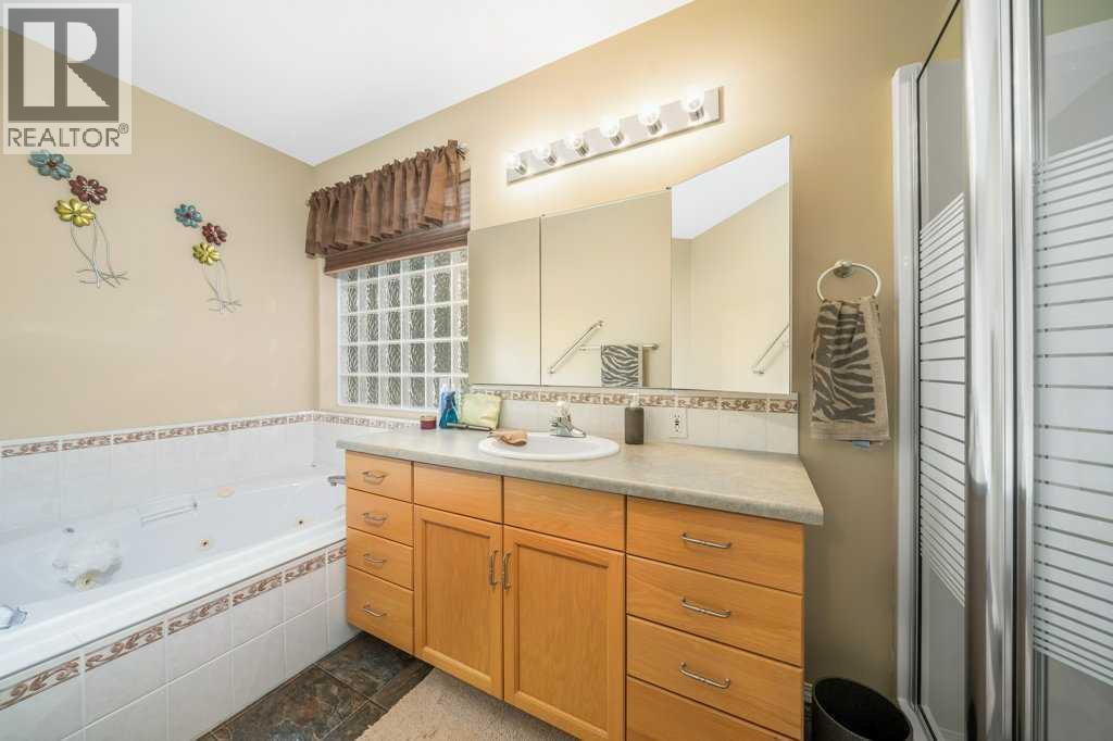 846 Spruce Way Se Property Photo 20