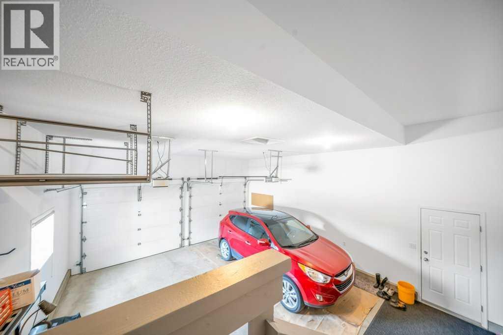 846 Spruce Way Se Property Photo 22