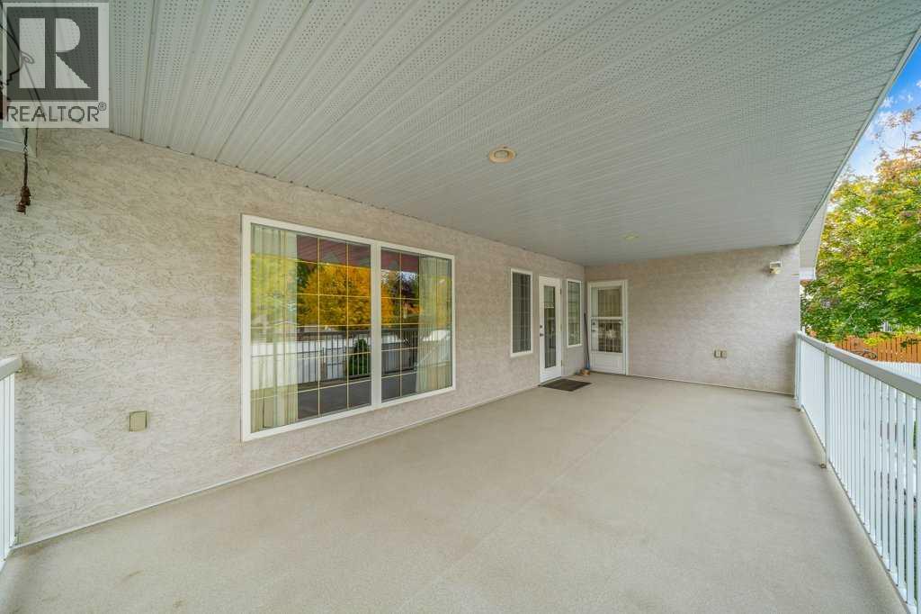 846 Spruce Way Se Property Photo 25