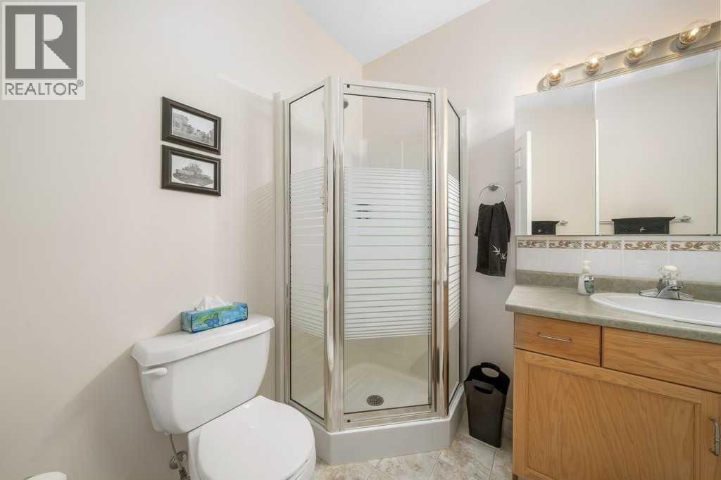 846 Spruce Way Se Property Photo 30