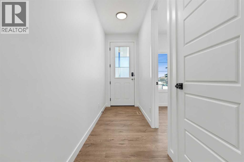 94 Bridgeport Landing Property Photo 2