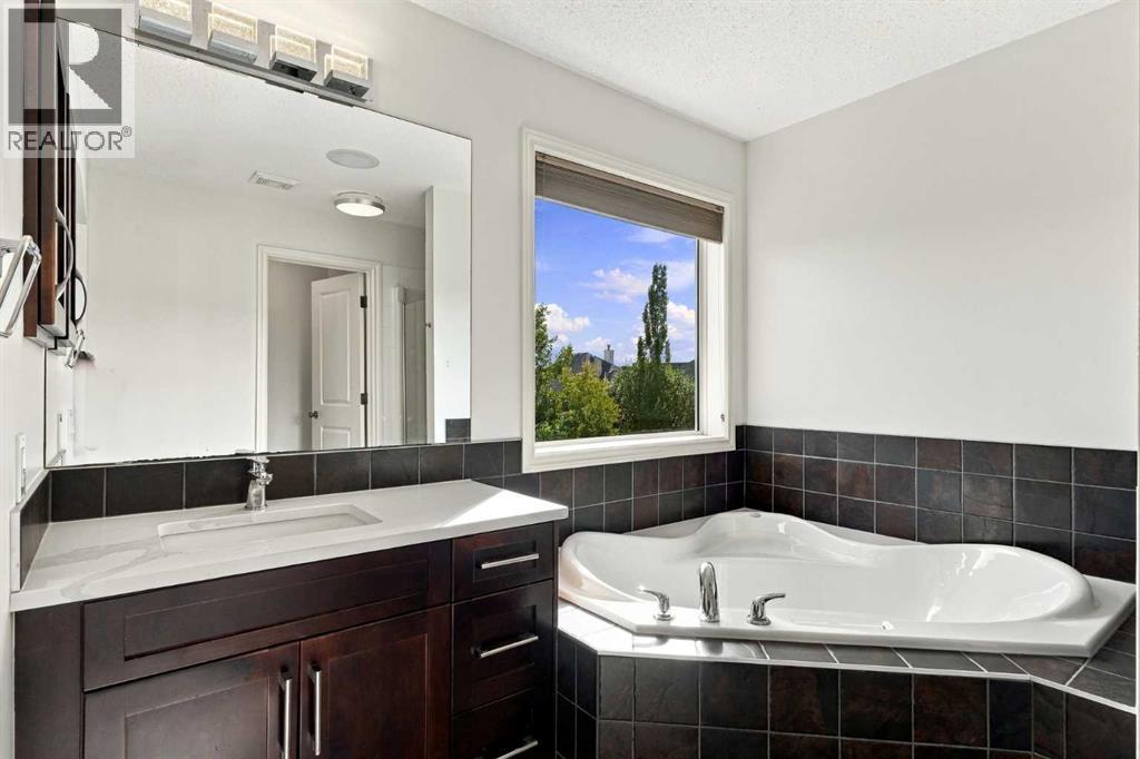 29 Cranleigh Park Se Property Photo 24
