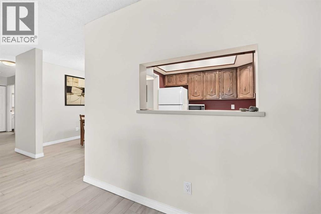3730 50 Street Northwest Property Photo 9