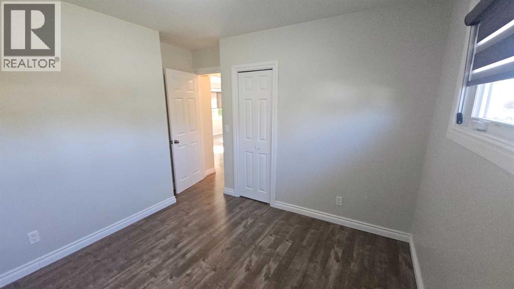 4709 Windsor Avenue Property Photo 10