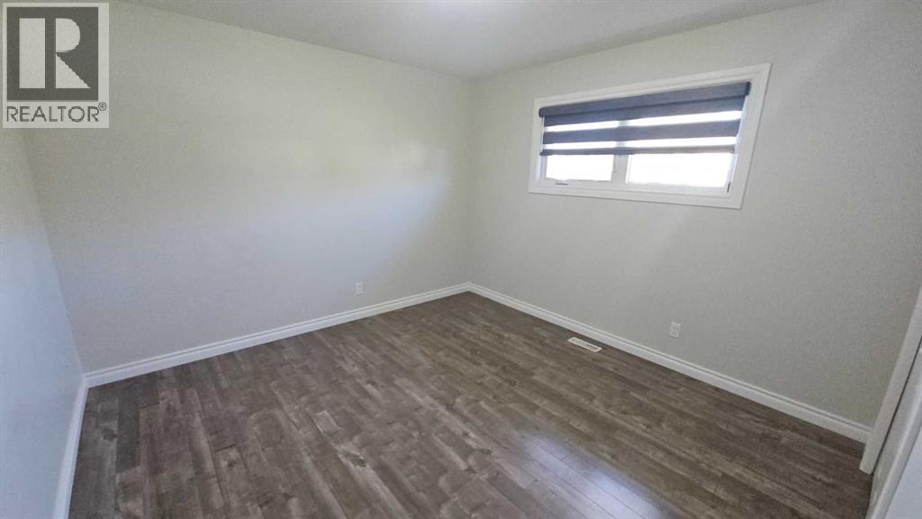 4709 Windsor Avenue Property Photo 12