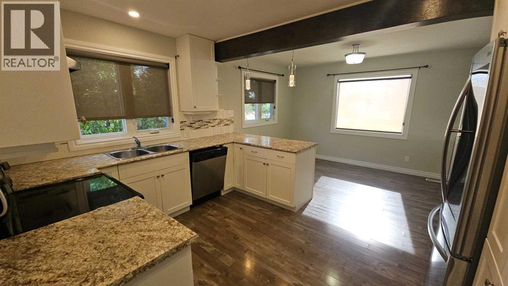 4709 Windsor Avenue Property Photo 14