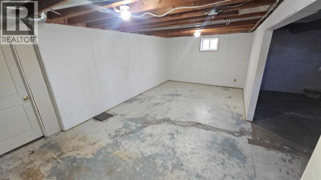 4709 Windsor Avenue Property Photo 16