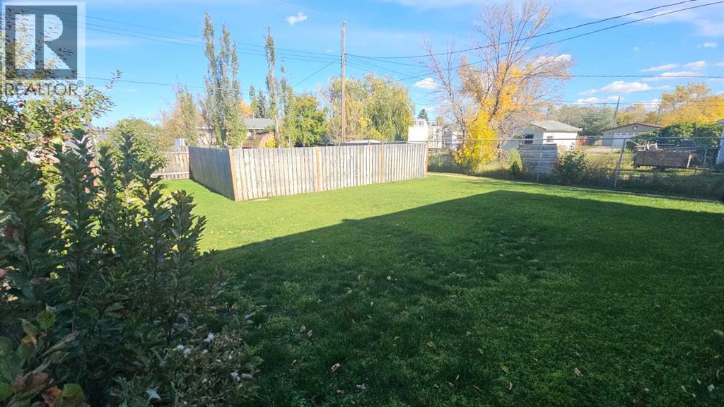 4709 Windsor Avenue Property Photo 25