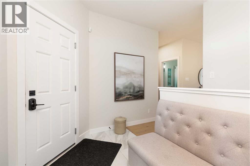 509 Riverhills Way W Property Photo 3