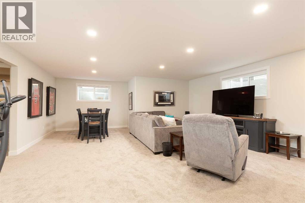 509 Riverhills Way W Property Photo 17
