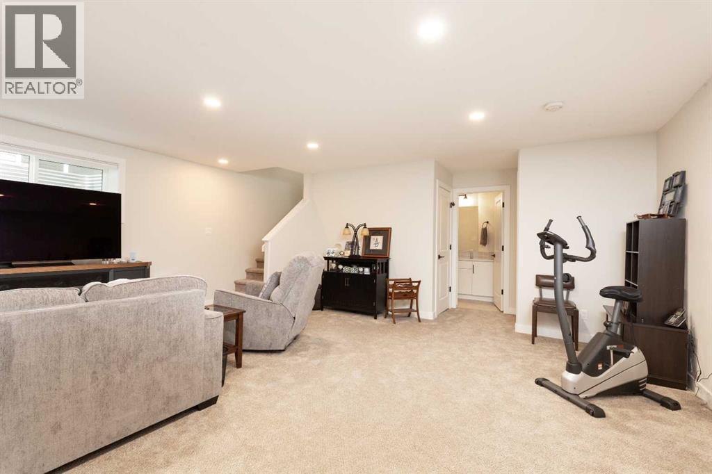 509 Riverhills Way W Property Photo 20