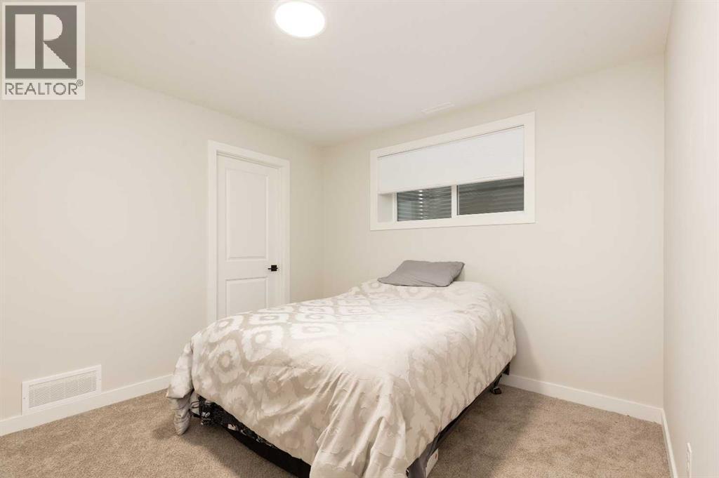 509 Riverhills Way W Property Photo 22