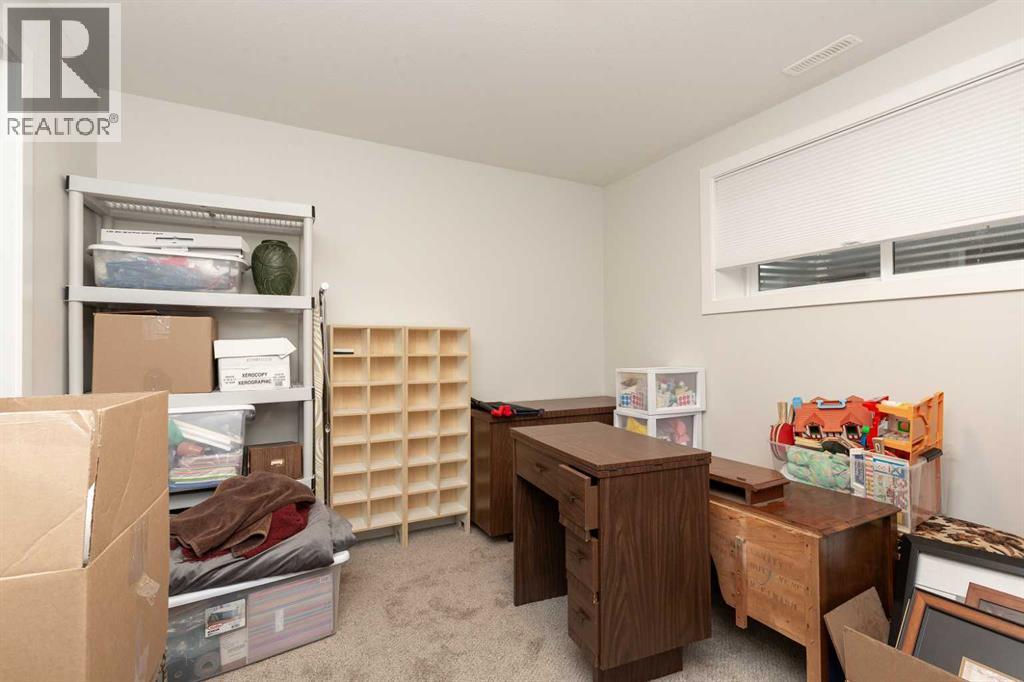 509 Riverhills Way W Property Photo 23