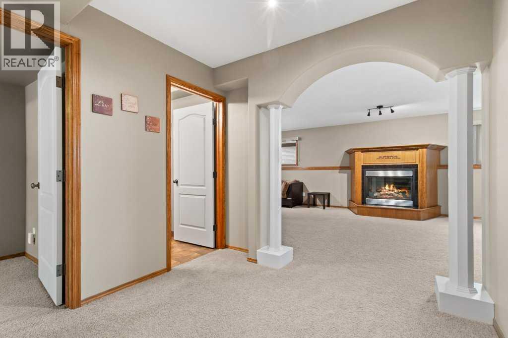 130 Oaklands Crescent Property Photo 18