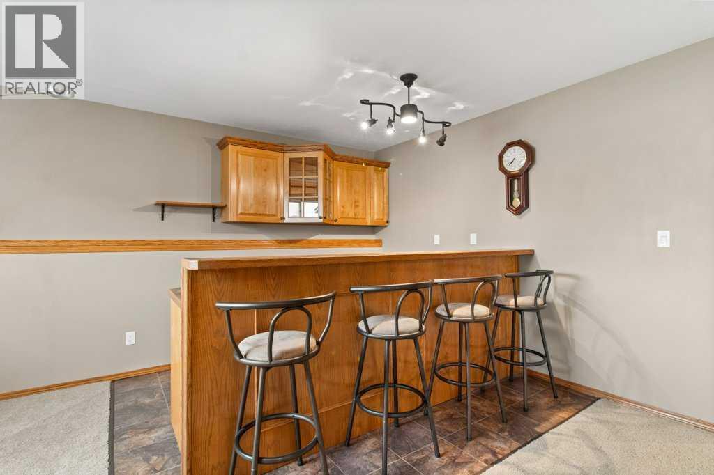 130 Oaklands Crescent Property Photo 20