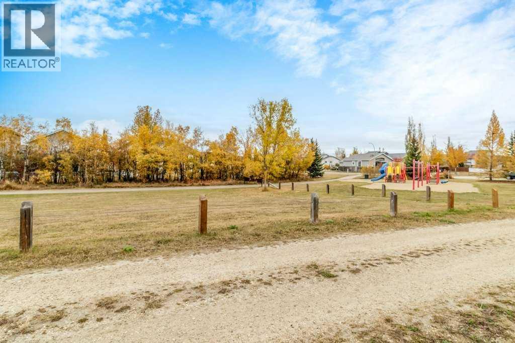 130 Oaklands Crescent Property Photo 32
