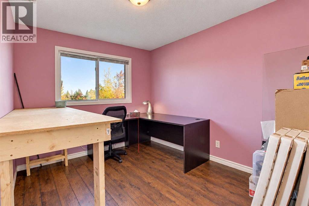 9412 83 Avenue Property Photo 12