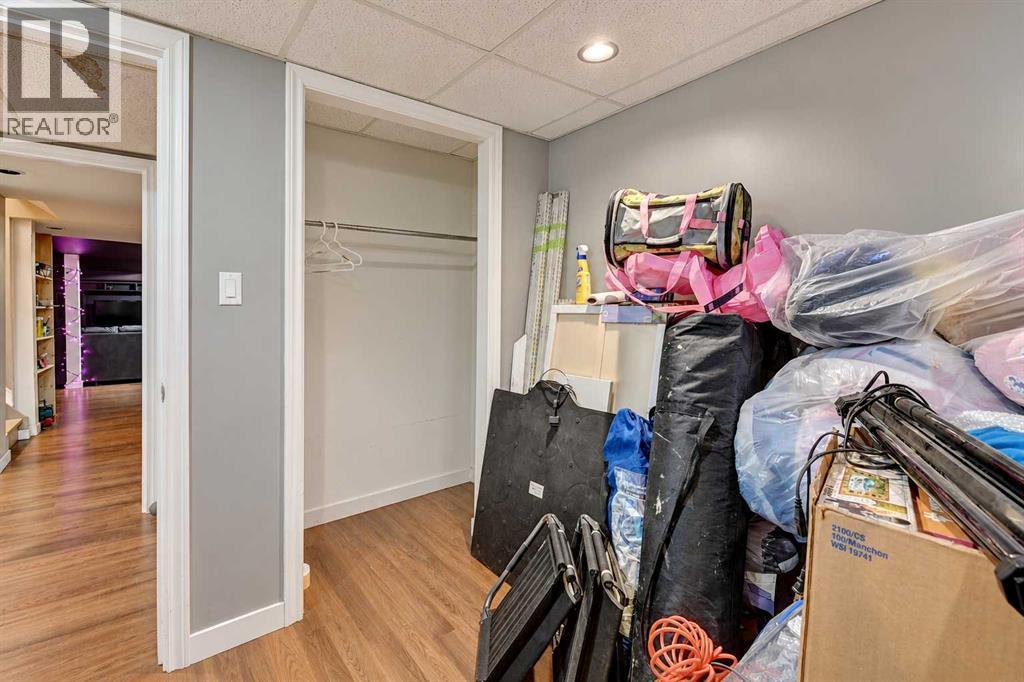 9412 83 Avenue Property Photo 25