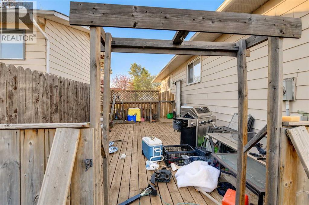 9412 83 Avenue Property Photo 27