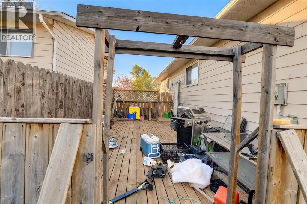 9412 83 Avenue Property Photo 33