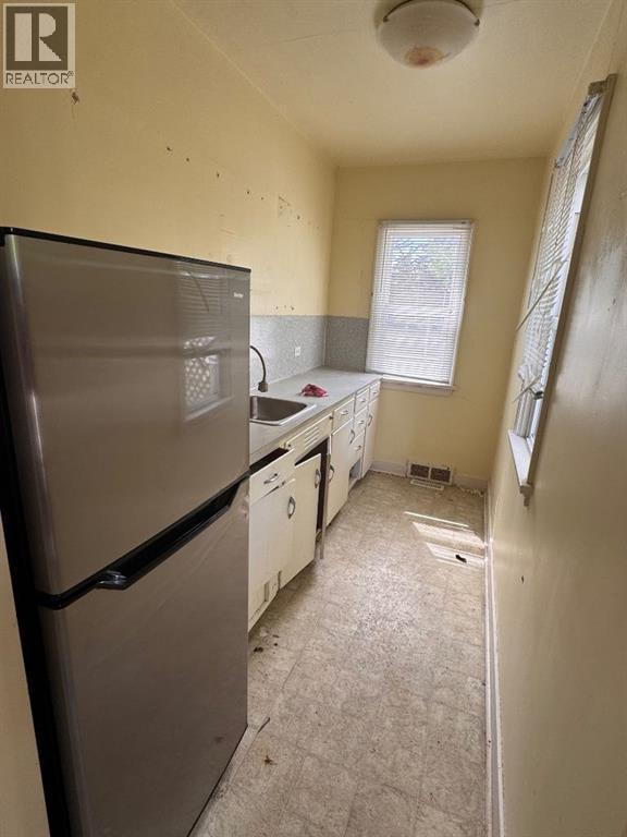 458 34 Avenue Nw Property Photo 5