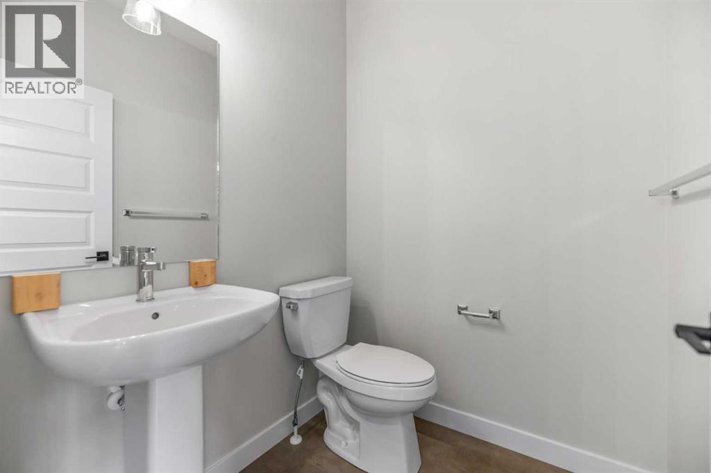 17 Savanna Place Ne Property Photo 6